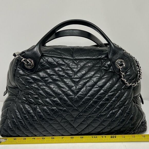 Chanel Soft Bowling Bag Chevron Aged Claf Skin Large Bag - Picture 10 of 13